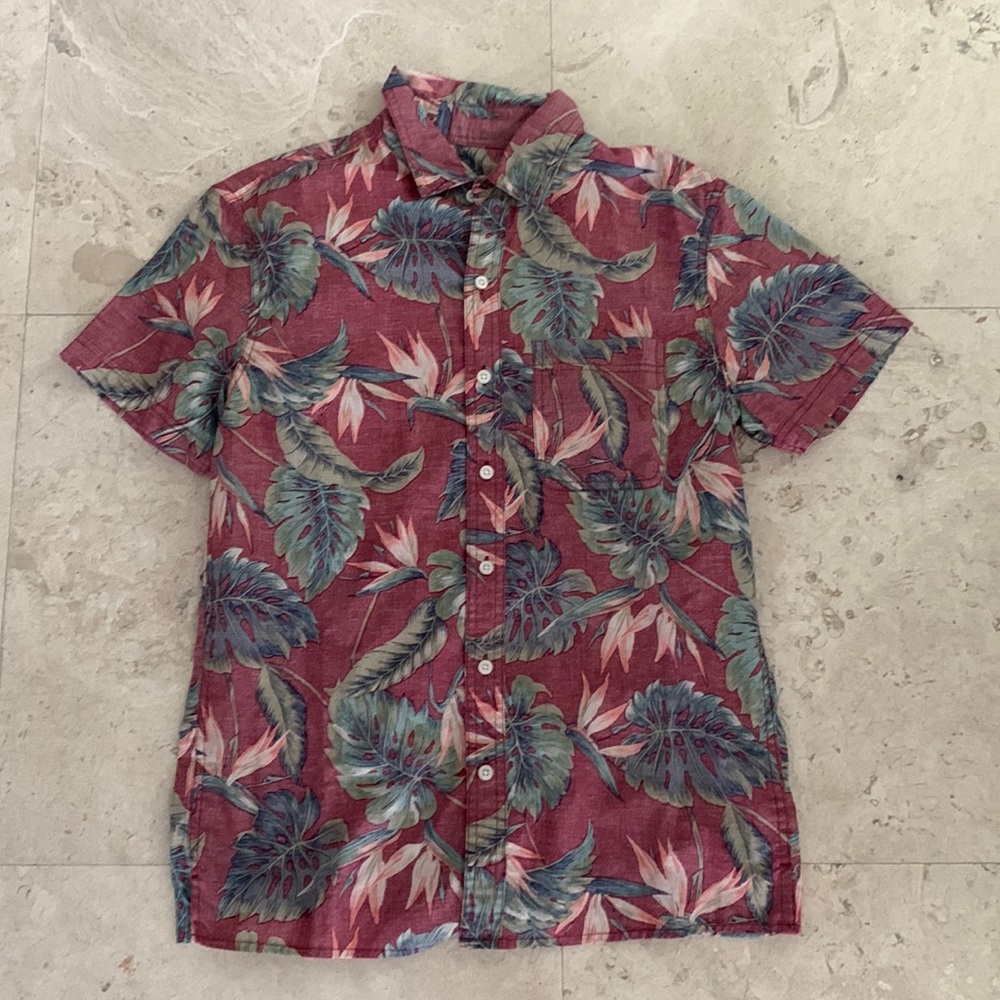 American eagle button down